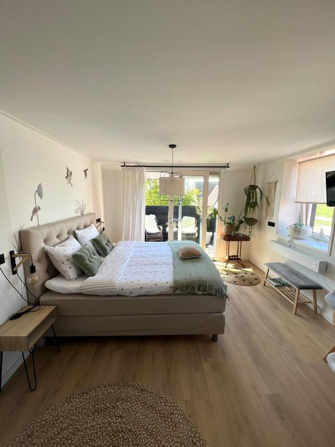 By Mosk Bed & Breakfast Engelum Luaran gambar